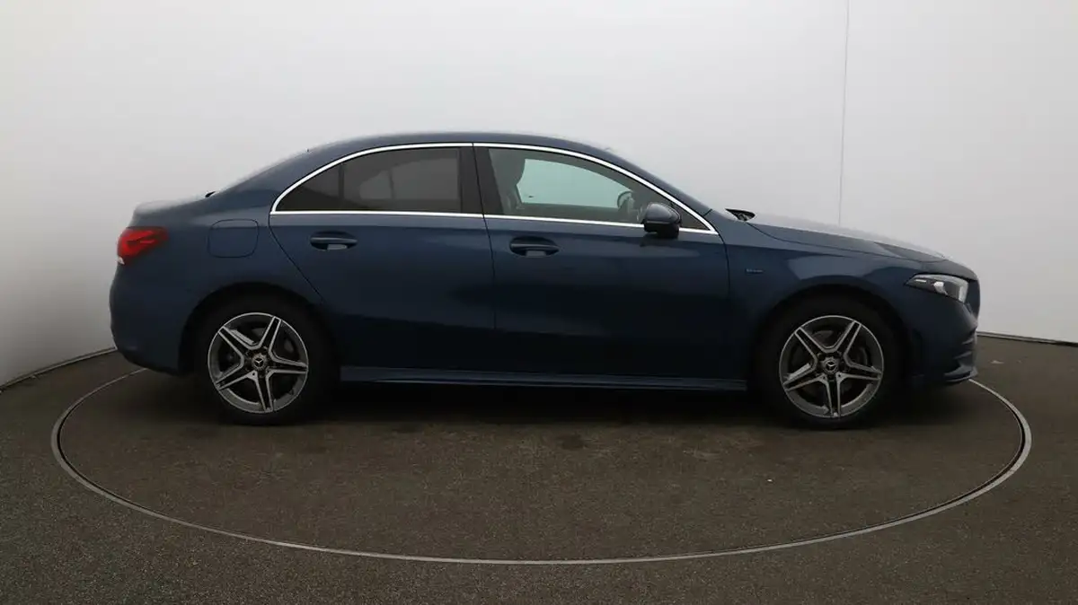 2021-mercedes-benz-a-class-13-a250e-amg-line-executive-saloon-4d-big-49