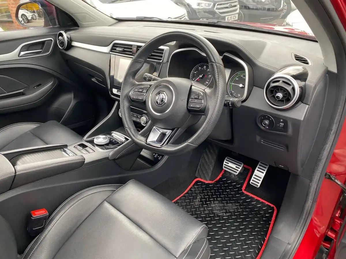 2020-mg-zs-suv-e-exclusive-ev-big-17