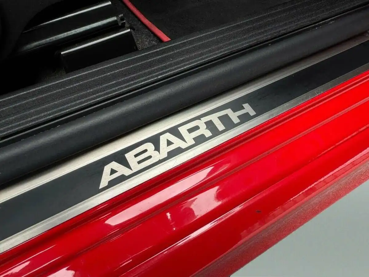 2018-abarth-595-14-tjet-trofeo-big-61