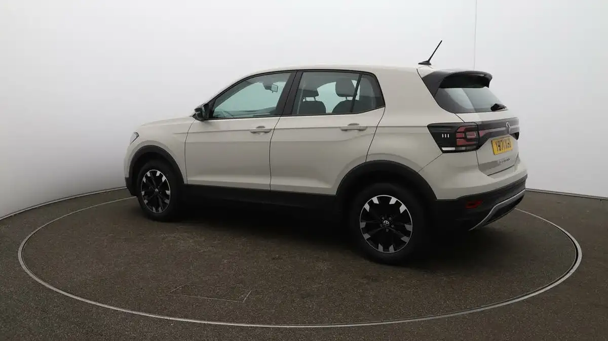 2022-volkswagen-t-cross-10-tsi-s-big-32