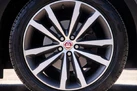 2019-jaguar-e-pace-20-i4d-r-dynamic-hse-180ps-small-35
