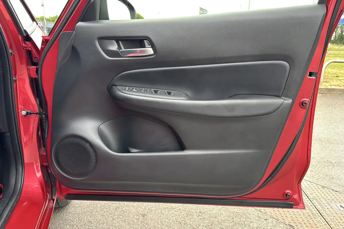 2022-honda-jazz-15-i-mmd-ex-107ps-big-23