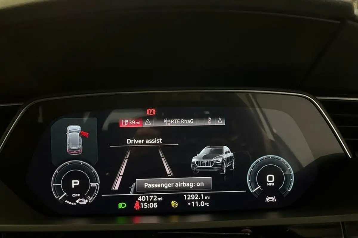 2020-audi-e-tron-50e-technik-big-12