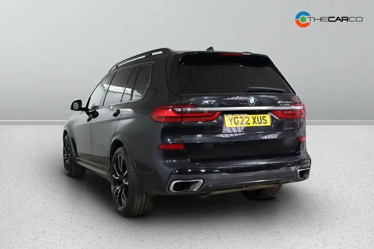 2022-bmw-x7-30td-xdrive-40d-m-sport-big-6