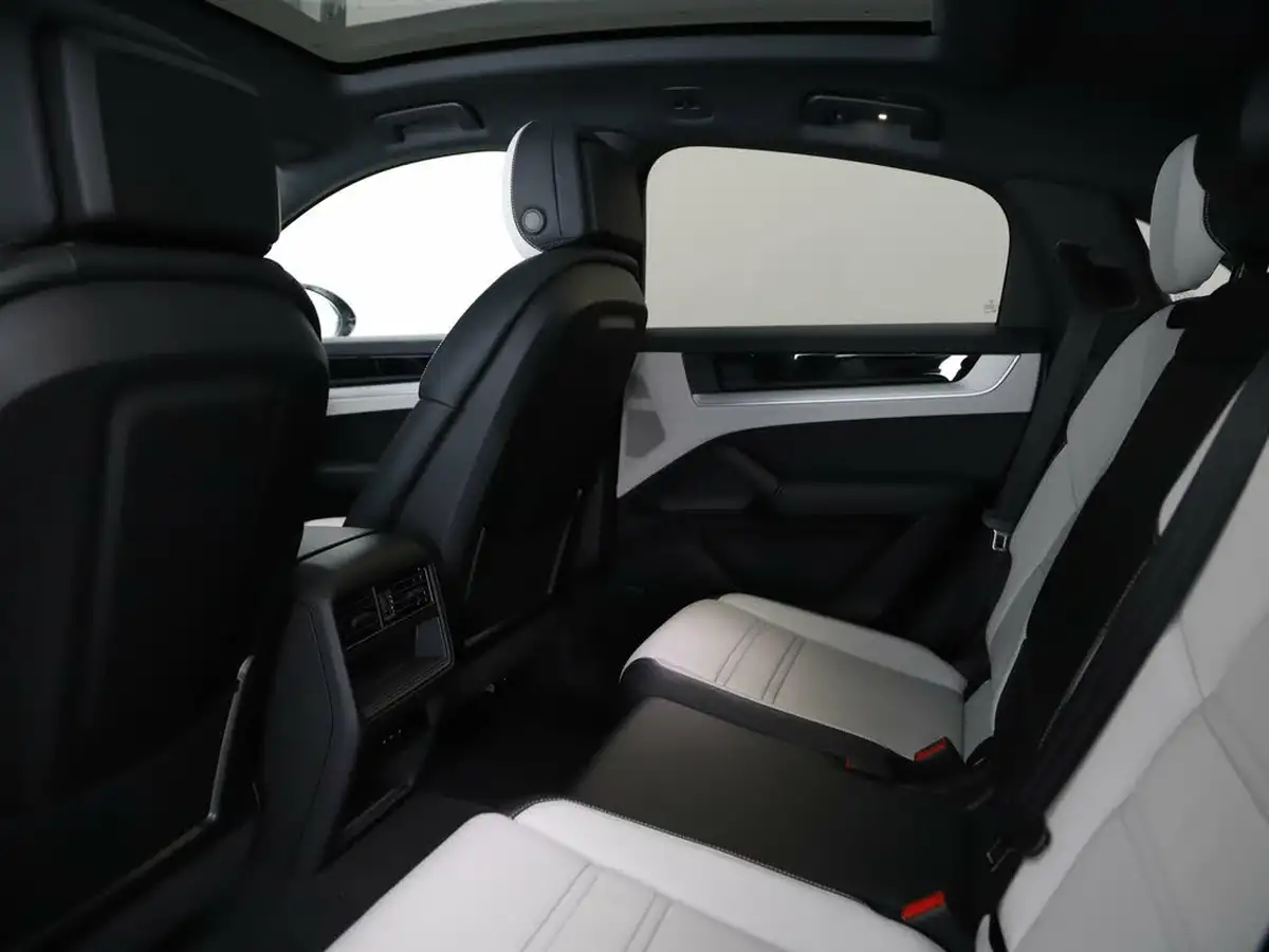 2024-porsche-cayenne-30-v6-e-hybrid-470ps-coupe-big-32