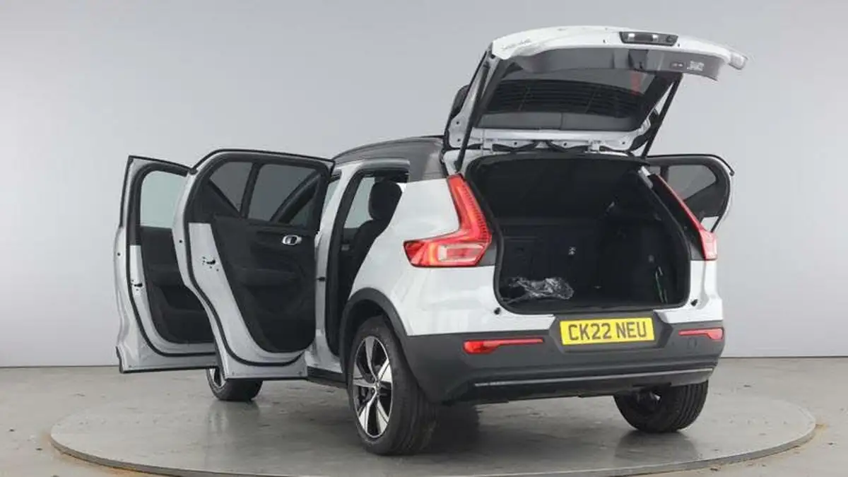 2021-volvo-xc40-15-t5-r-design-262bhp-big-10