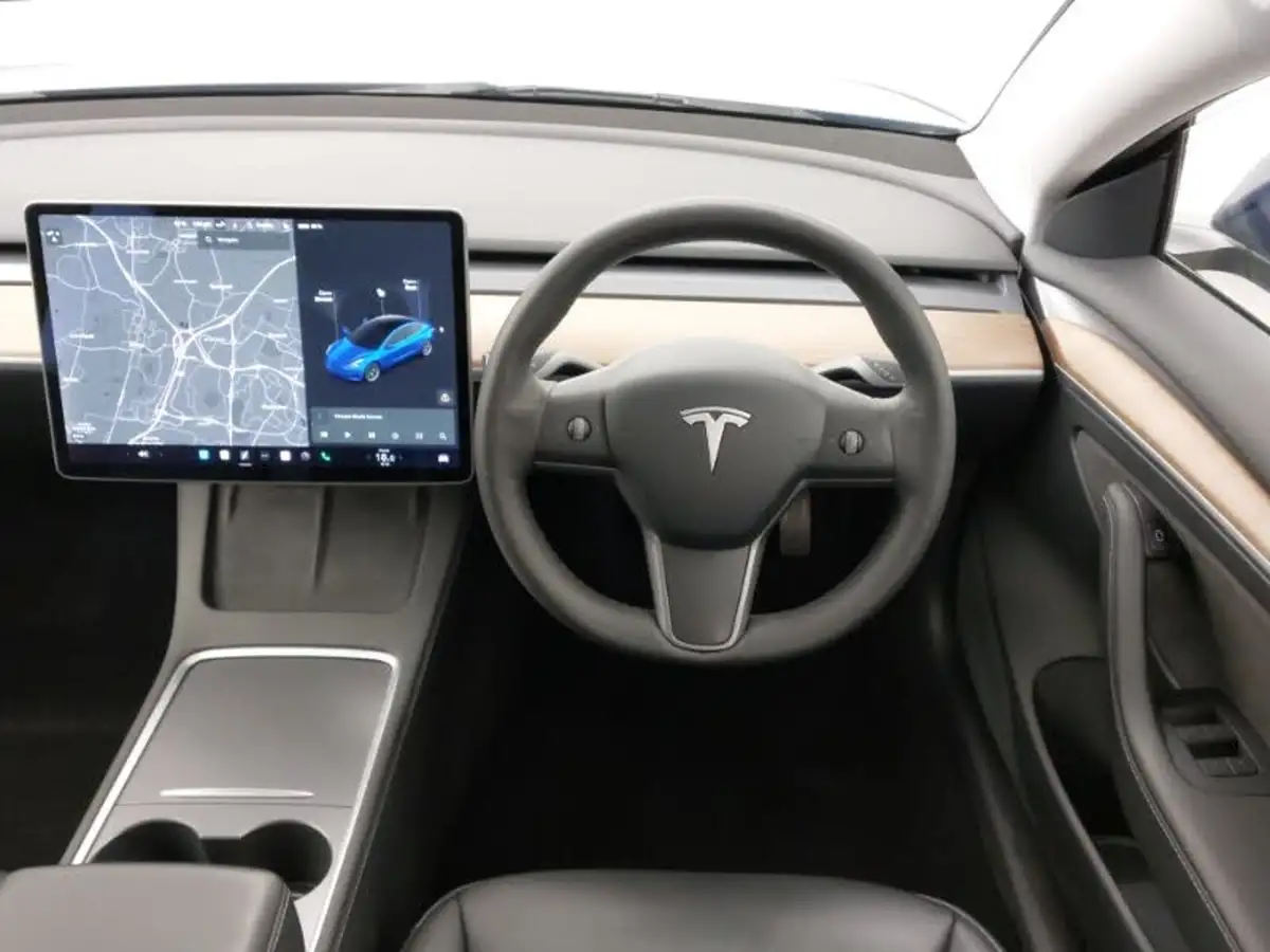 2021-tesla-model-3-e-long-range-4x4-big-6