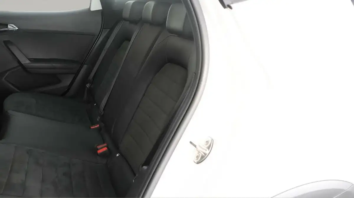 2021-seat-arona-10-tsi-xcellence-lux-110ps-dsg-big-16