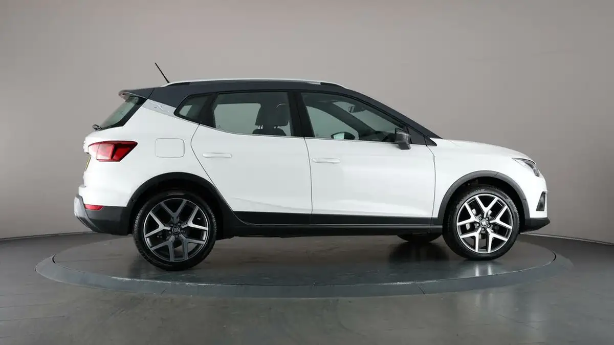 2021-seat-arona-10-tsi-xcellence-lux-110ps-dsg-big-64