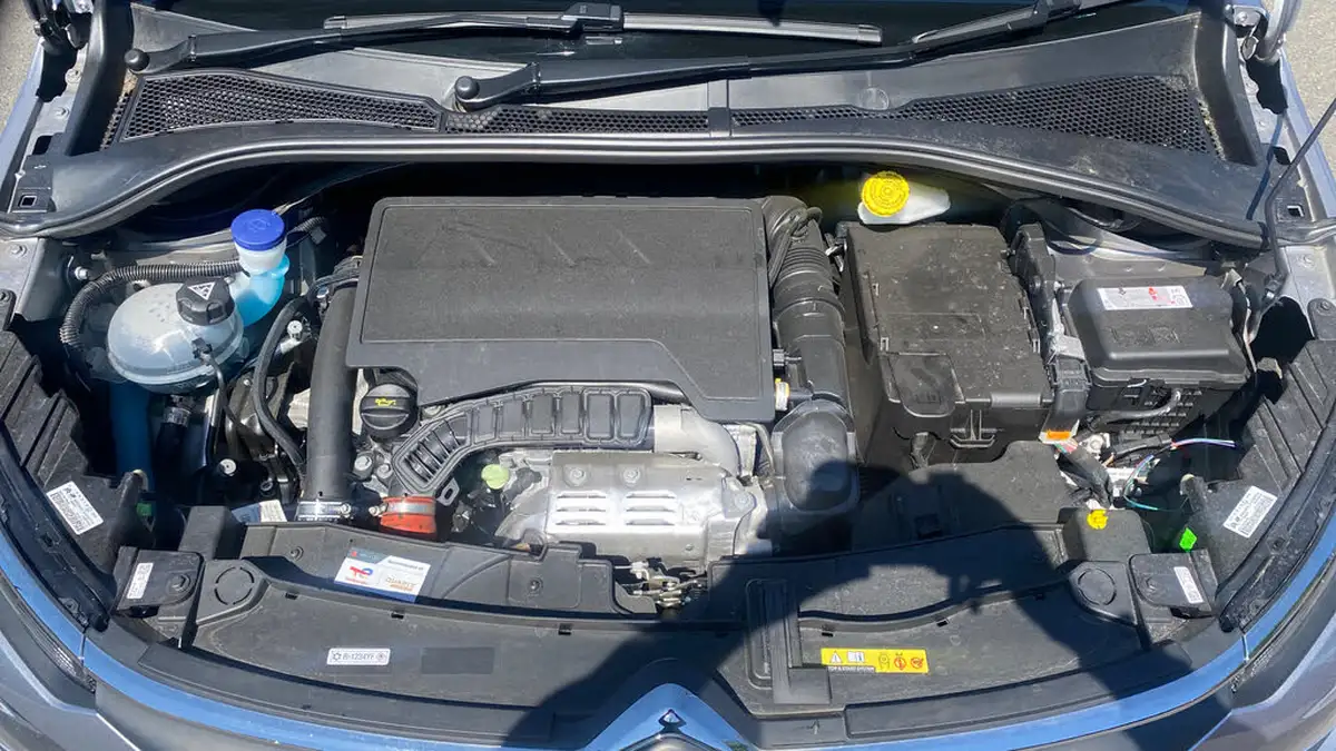 2023-citroen-c3-12-puretech-shine-plus-110ps-ss-eat6-big-17