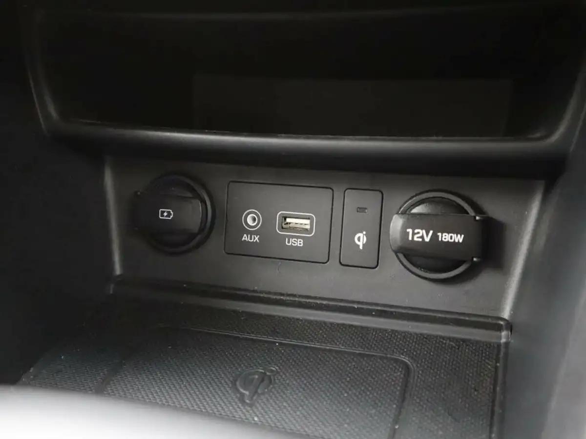 2018-hyundai-kona-10-t-gdi-premium-se-1-tone-roof-big-29