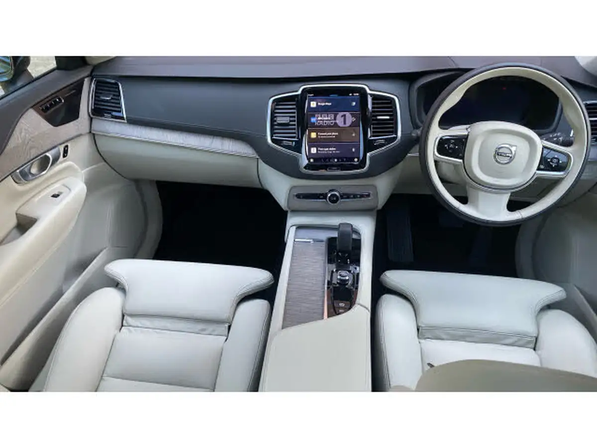 2024-volvo-xc90-20-t8-plus-big-19