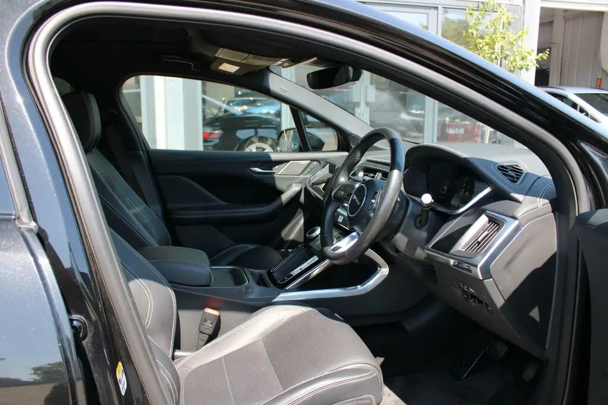 2019-jaguar-i-pace-ev400-hse-big-9