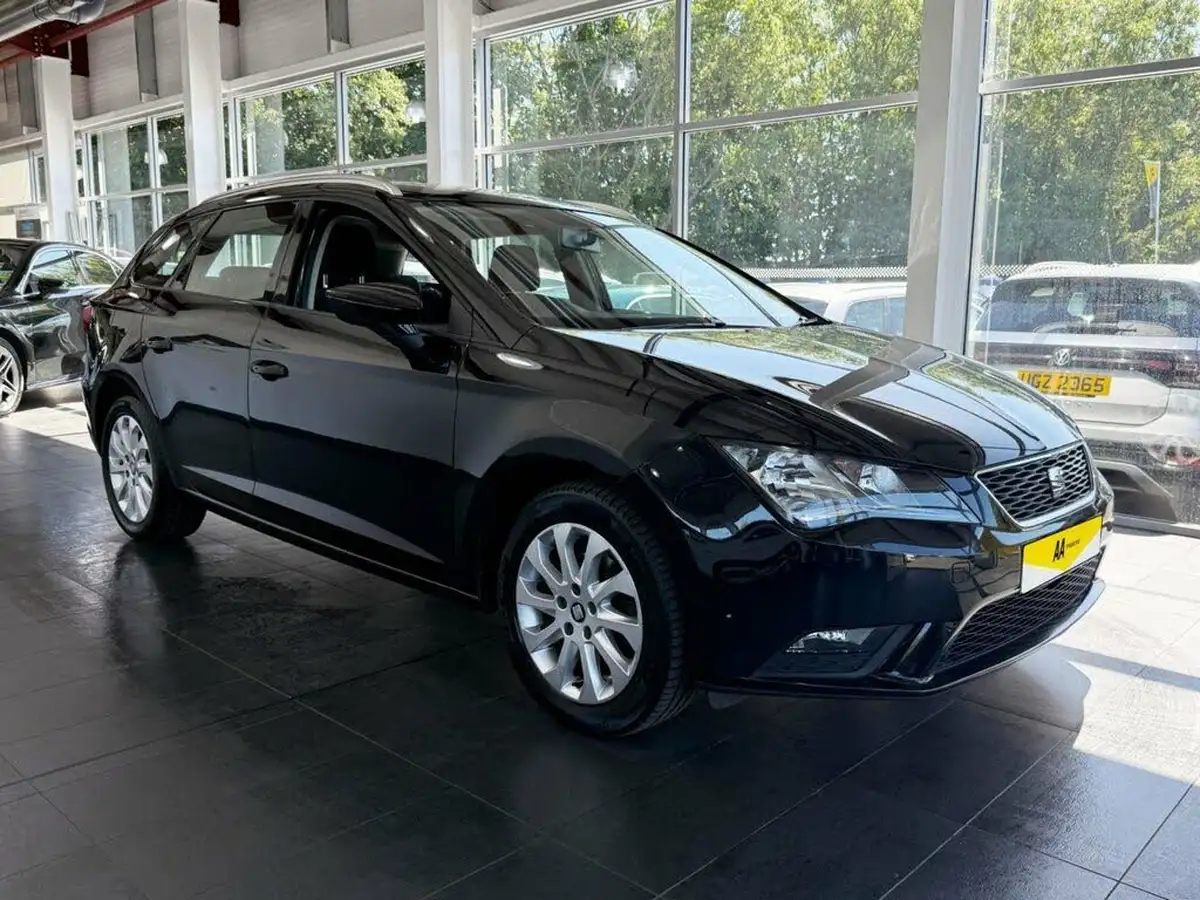 2015-seat-leon-16tdi-se-105ps-sports-tourer-5d-big-2
