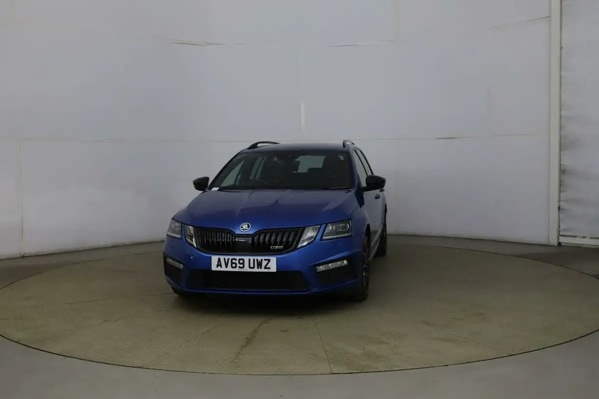 2019-skoda-octavia-20-tsi-vrs-challenge-estate-dsg-big-6