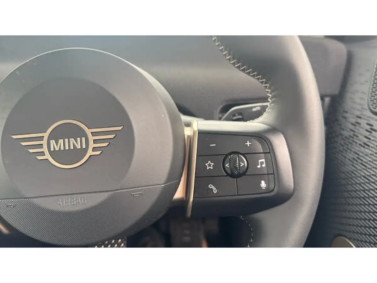 2024-mini-cooper-e-cooper-e-classic-big-17