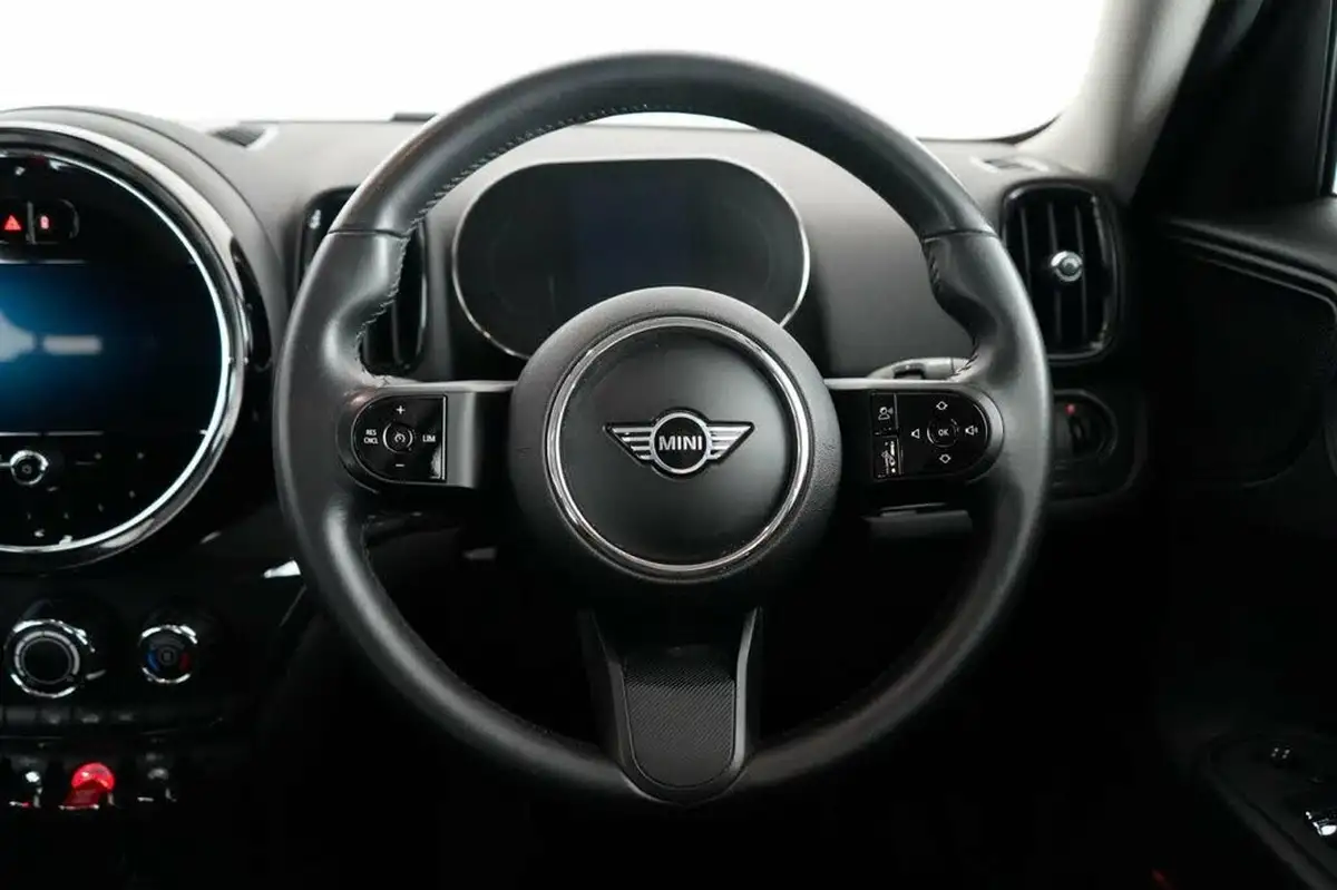 2022-mini-countryman-15-cooper-classic-auto-big-30