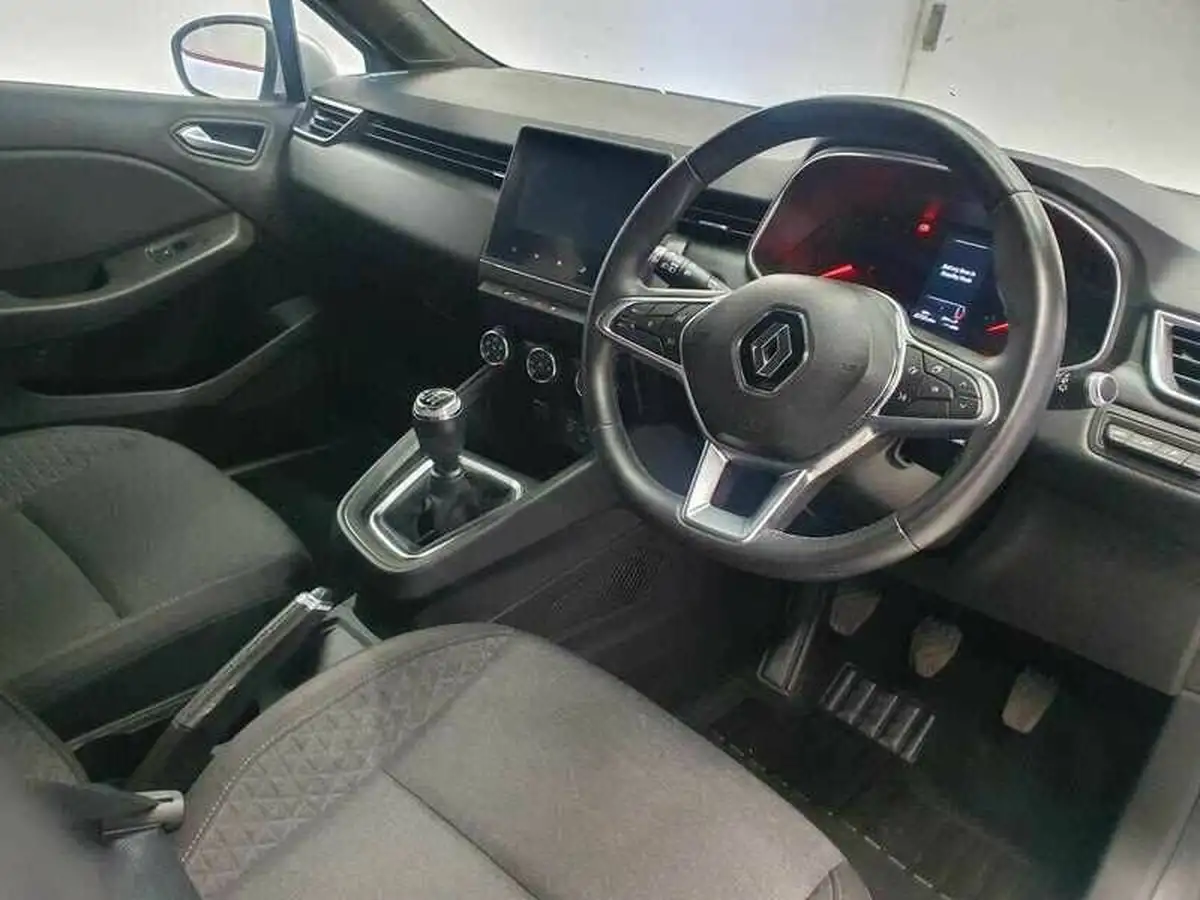 2020-renault-clio-10-sce-iconic-75bhp-big-12