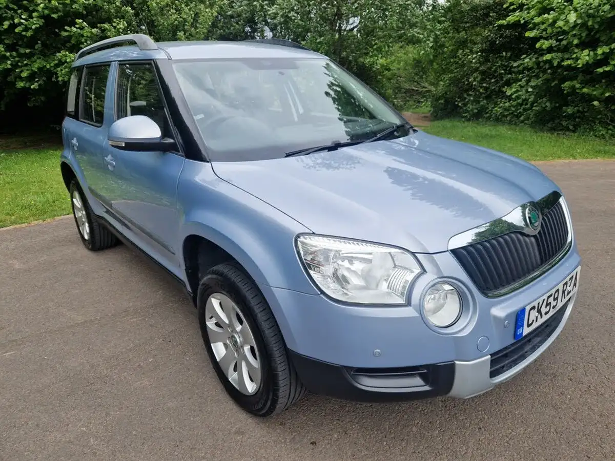 2010-skoda-yeti-12-s-big-1