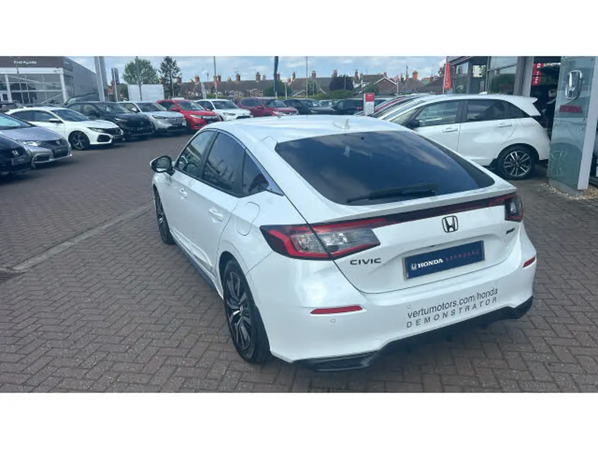 2025-honda-civic-20-i-mmd-elegance-big-33