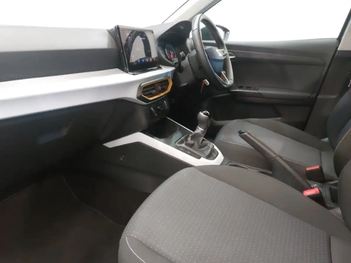 2022-seat-arona-10-tsi-evo-se-technology-big-4