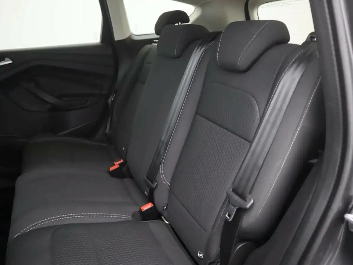 2018-ford-kuga-20tdci-zetec-150ps-awd-big-10