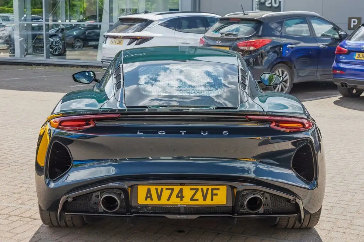 2024-lotus-emira-big-5