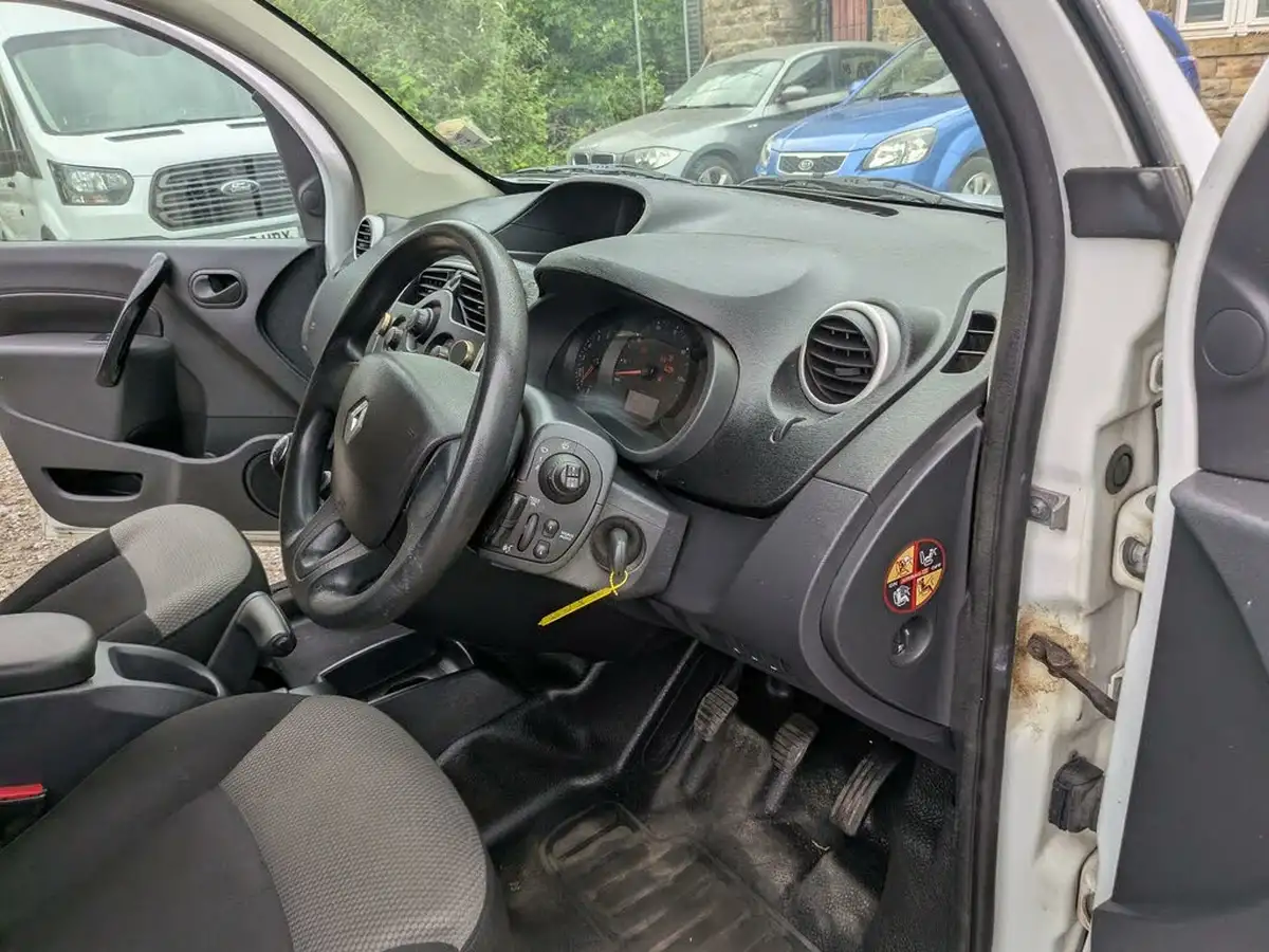 2017-renault-kangoo-maxi-15td-ll21-energy-dci-110-maxi-business-eu6-panel-1461cc-big-66