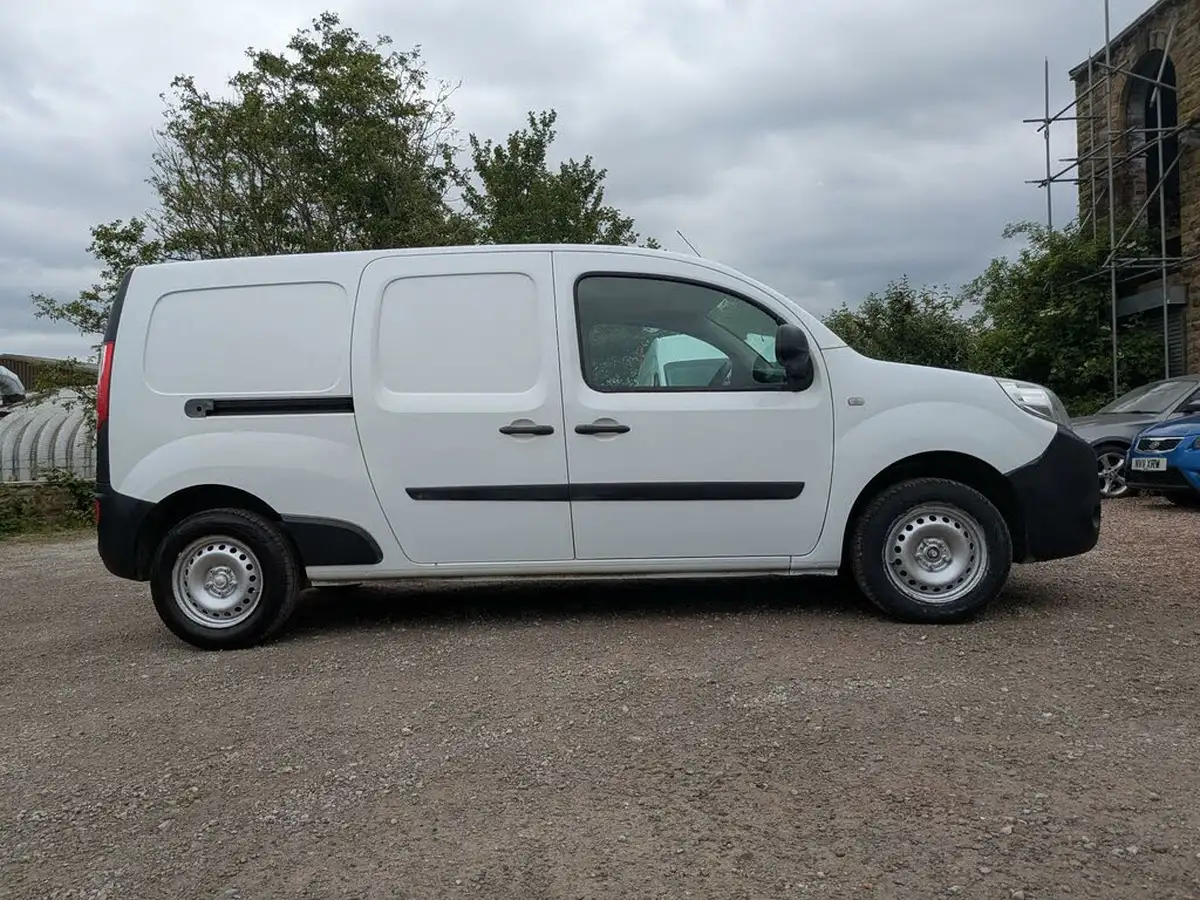 2017-renault-kangoo-maxi-15td-ll21-energy-dci-110-maxi-business-eu6-panel-1461cc-big-38