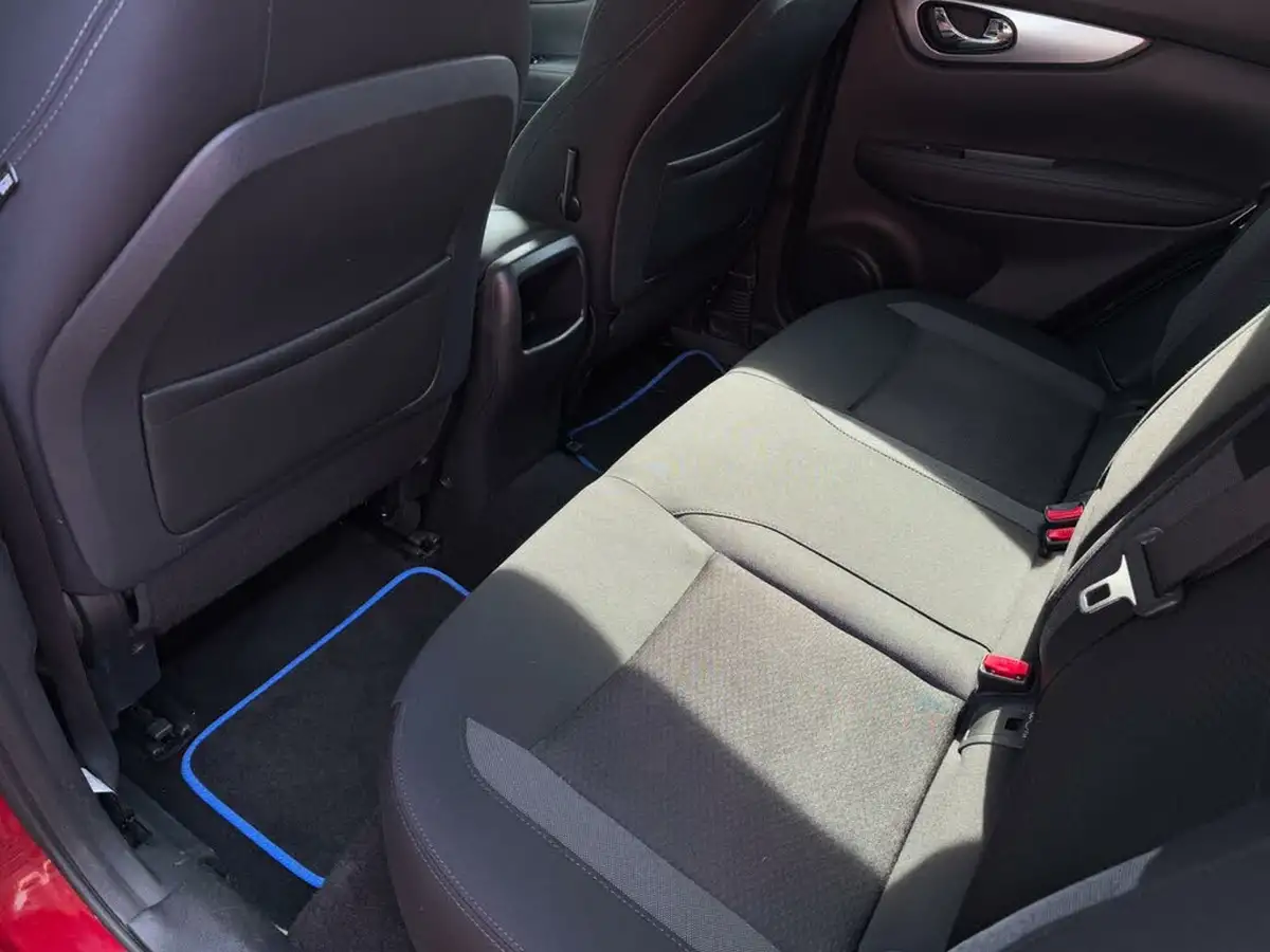 2018-nissan-qashqai-13-dig-t-n-connecta-160ps-dct-big-27