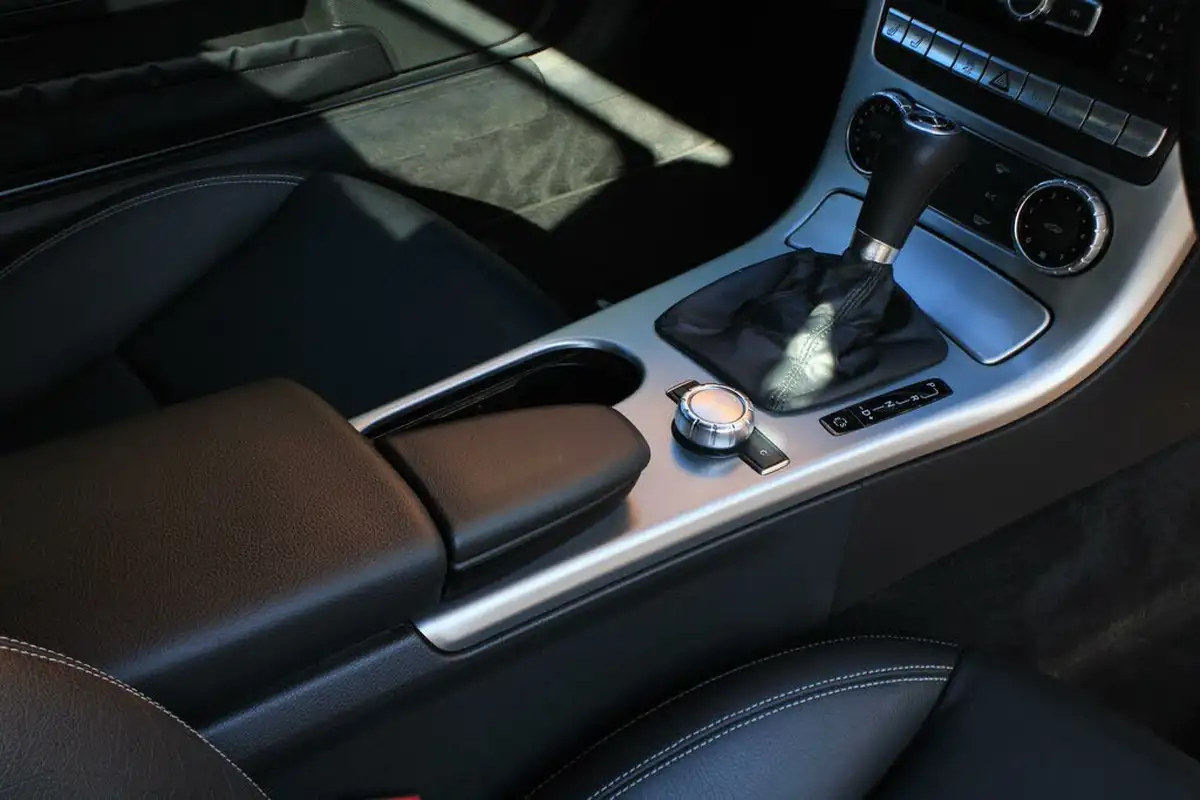 2012-mercedes-benz-slk-18-slk200-184bhp-ss-7g-tronic-plus-big-18
