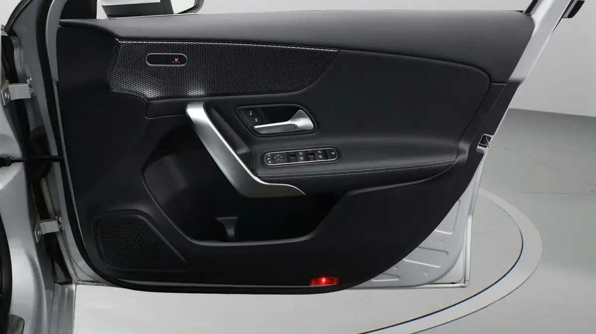 2021-mercedes-benz-a-class-13-a180-sport-executive-hatchback-5d-7g-dct-big-14