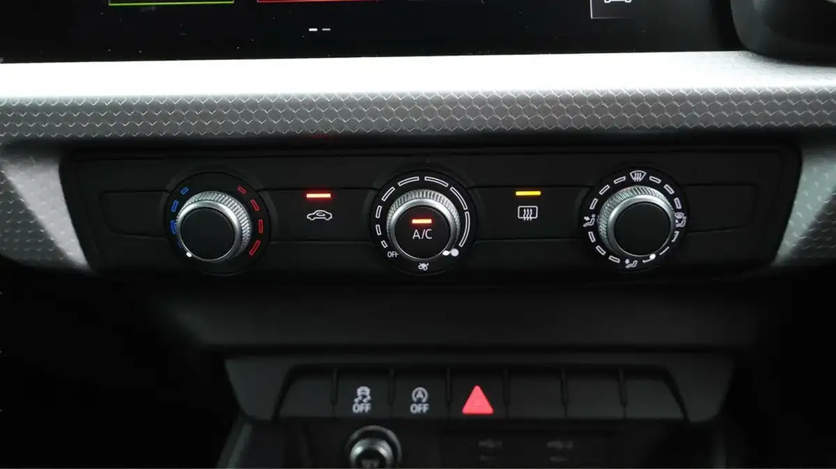 2021-audi-a1-10-25-tfsi-s-line-big-12