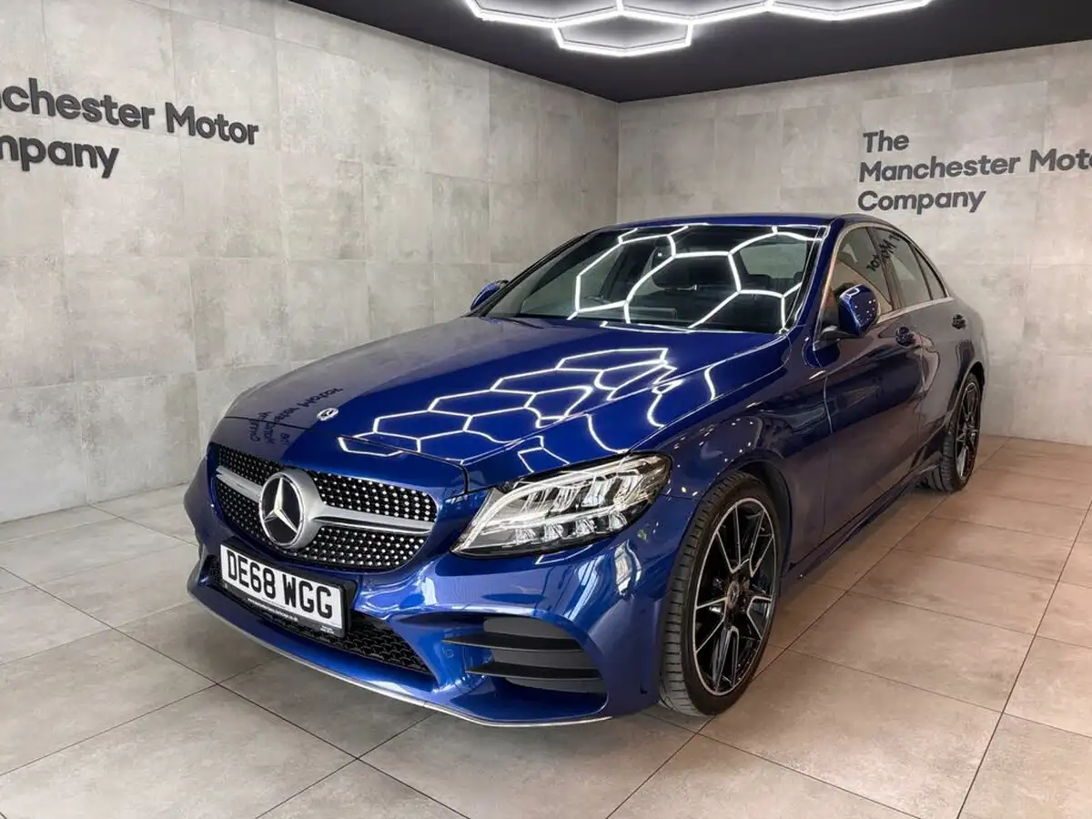 2018-mercedes-benz-c-class-15-c200-amg-line-ss-saloon-4d-big-0