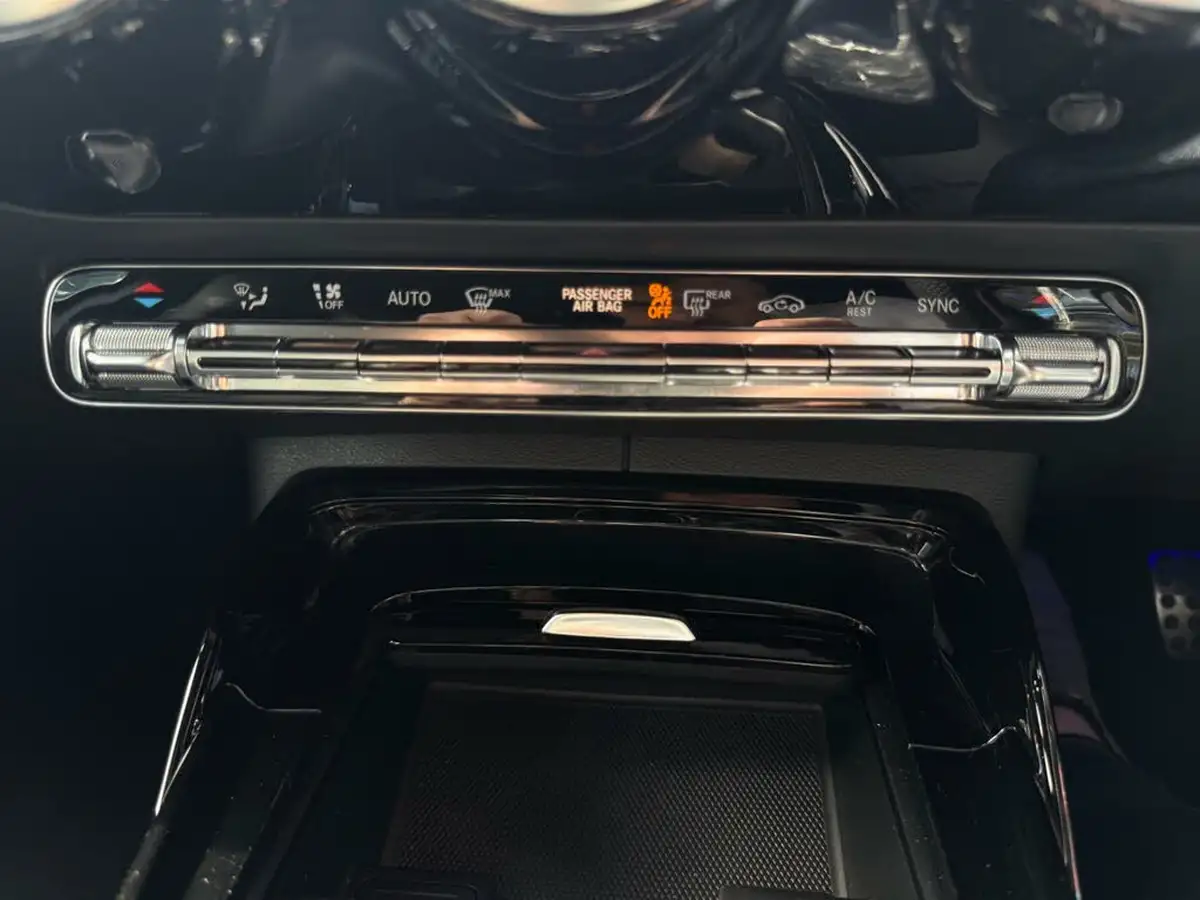 2019-mercedes-benz-a-class-20-a35-amg-premium-plus-hatchback-5d-big-63