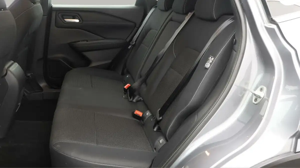 2022-nissan-qashqai-13-dig-t-acenta-premium-140ps-big-15
