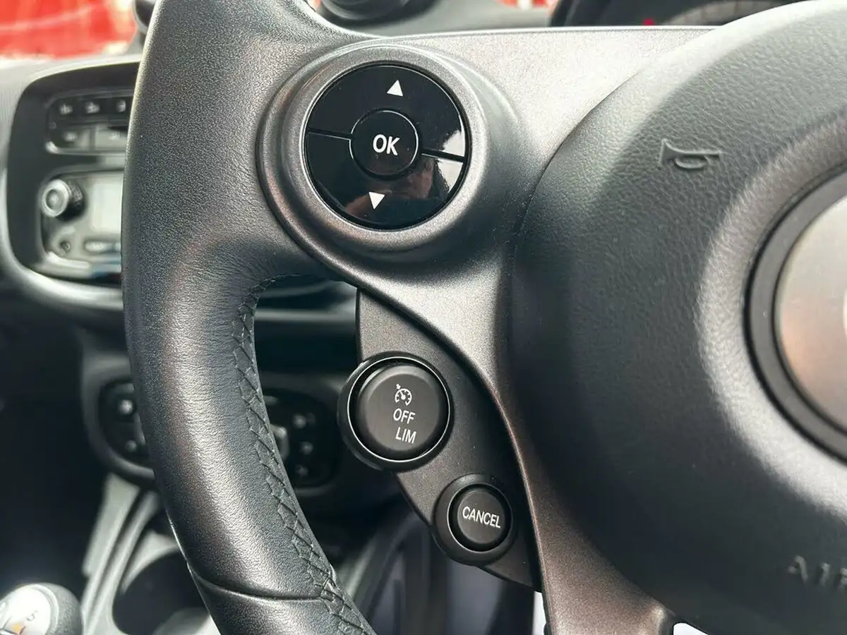 2018-smart-forfour-10-passion-71bhp-big-23
