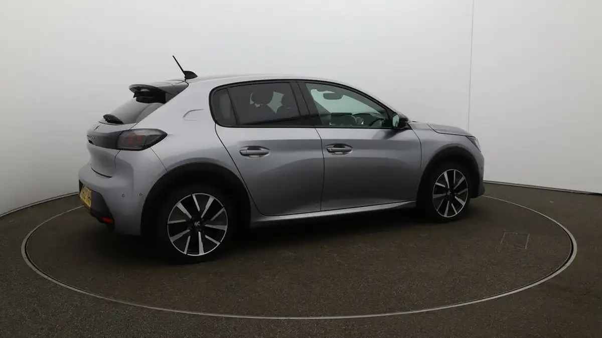 2022-peugeot-208-e-gt-136bhp-50kwh-big-48