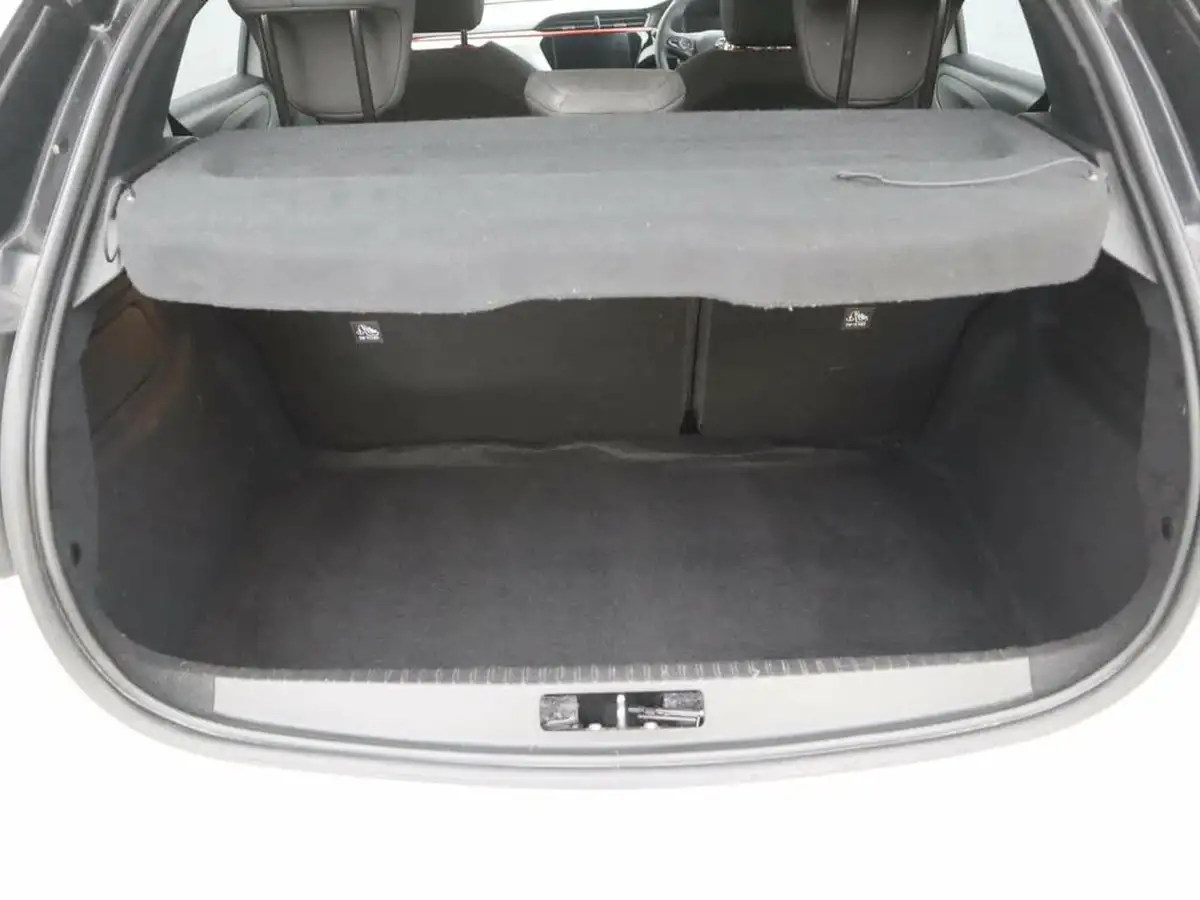 2023-vauxhall-corsa-12i-gs-big-8