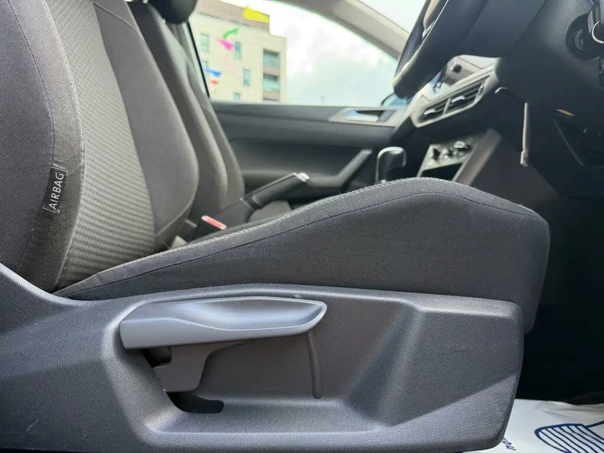 2019-volkswagen-polo-10-tsi-se-ss-dsg-big-28