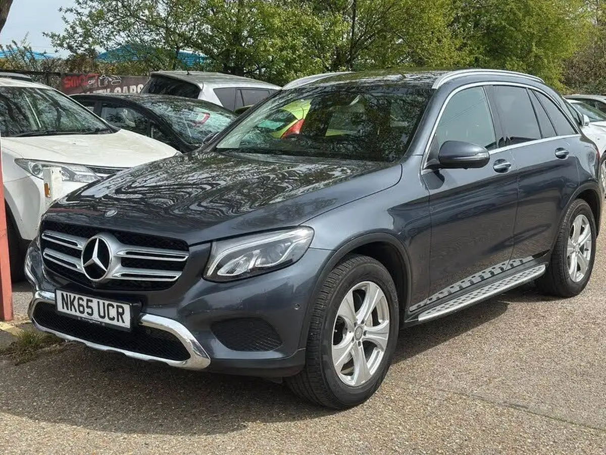 2015-mercedes-benz-glc-class-21d-glc250d-sport-premiumss-big-7
