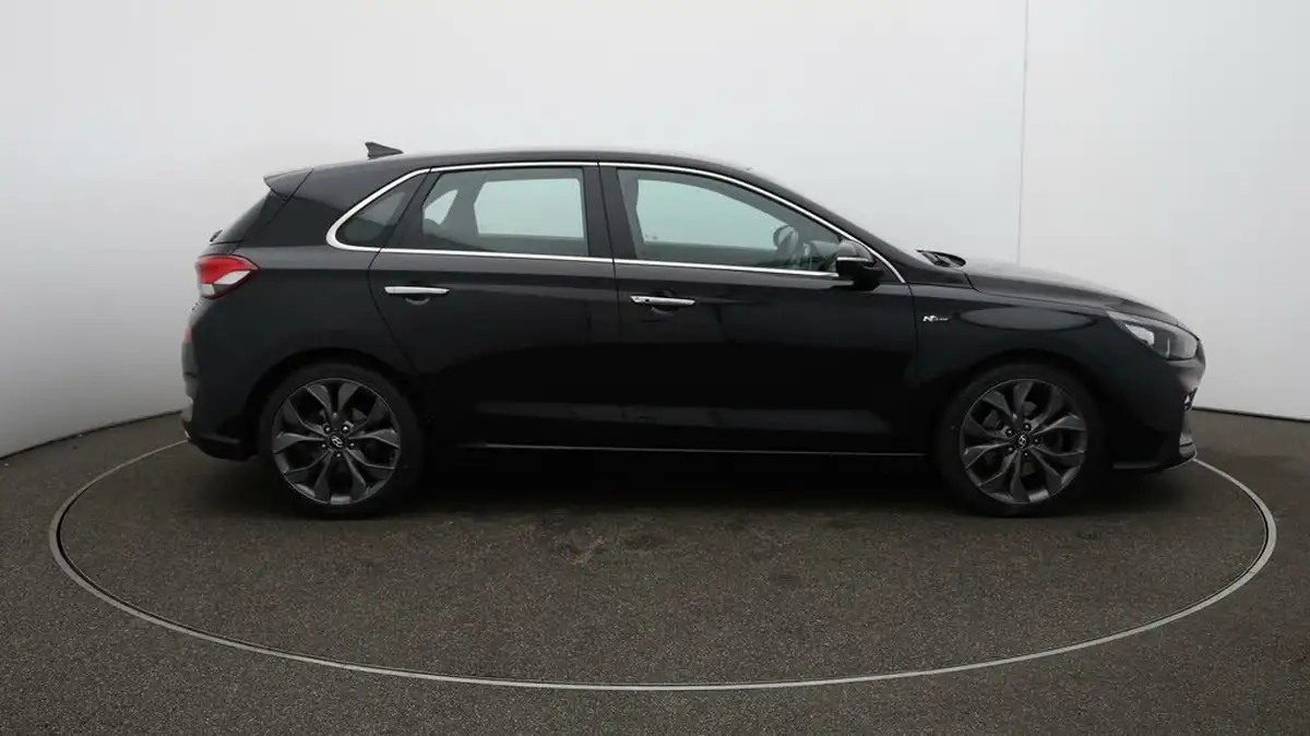 2019-hyundai-i30-14-t-gdi-n-line-hatchback-big-51