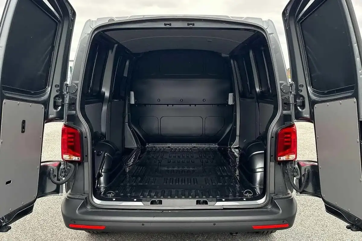 2024-volkswagen-transporter-big-9