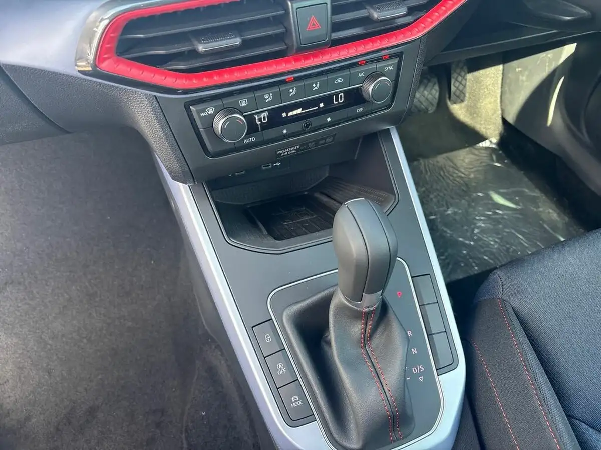 2025-seat-arona-10-tsi-fr-dsg-big-27