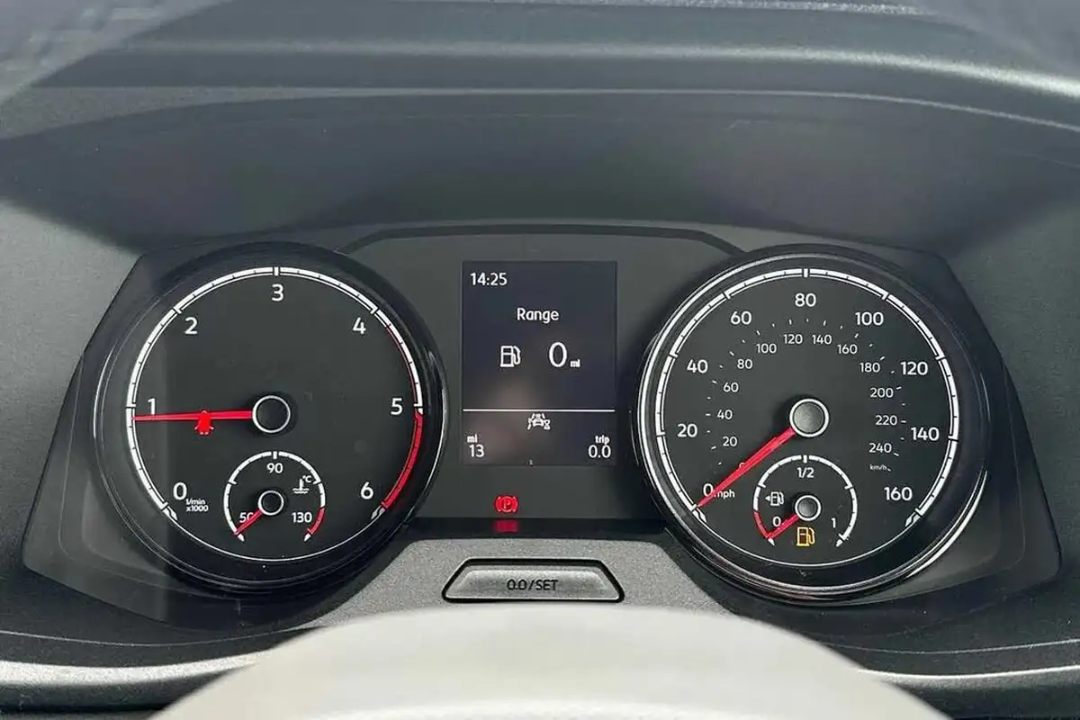 2024-volkswagen-transporter-big-37