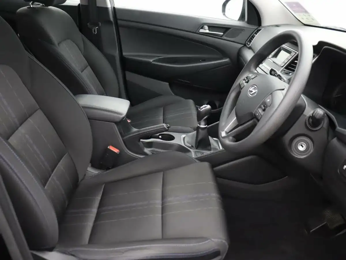 2017-hyundai-tucson-17crdi-blue-drive-s-big-20