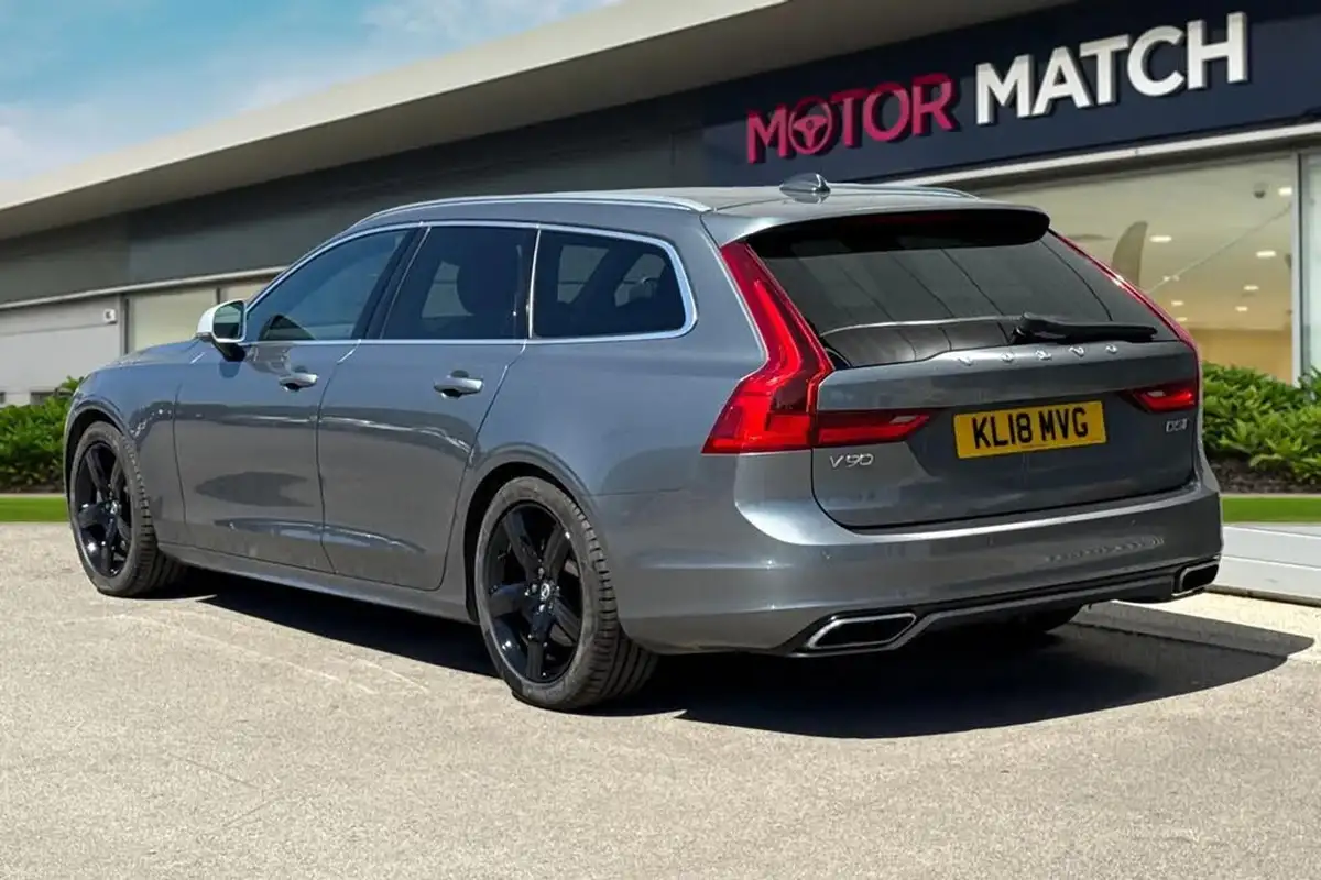 2018-volvo-v90-20td-d5-r-design-4x4-big-1