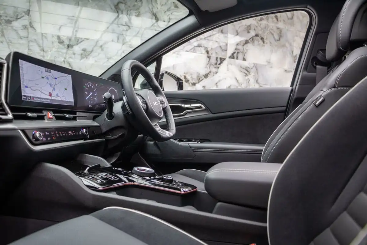 2023-kia-sportage-16-t-gdi-gt-line-s-261bhp-awd-phev-auto-big-13