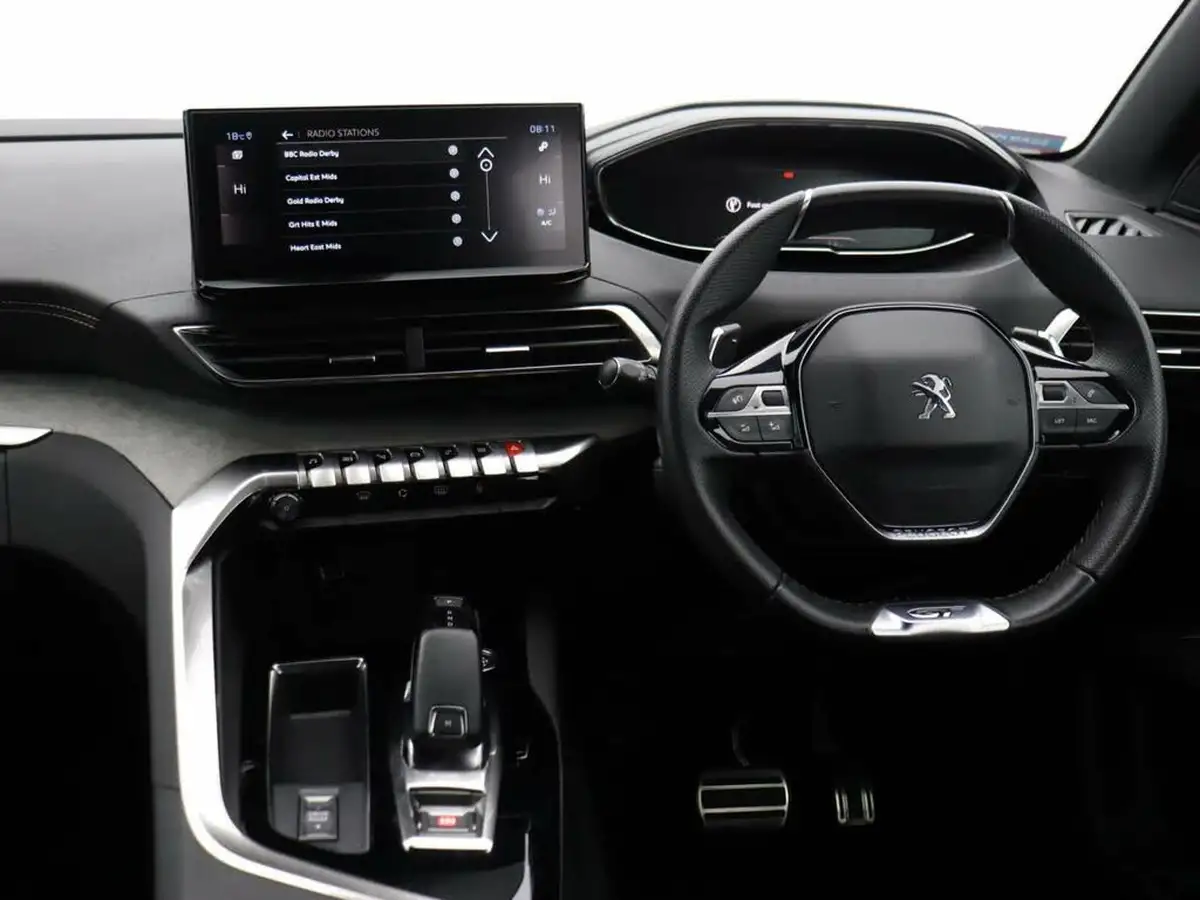 2022-peugeot-3008-suv-12-puretech-gt-eat8-big-22