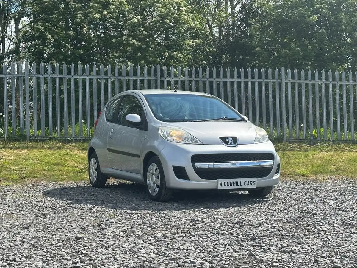 2009-peugeot-107-10-urban-12v-3d-big-2